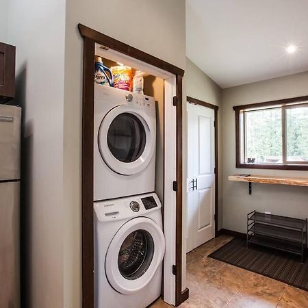 The Best 2 Bedrooms Suite In Revelstoke! Экстерьер фото