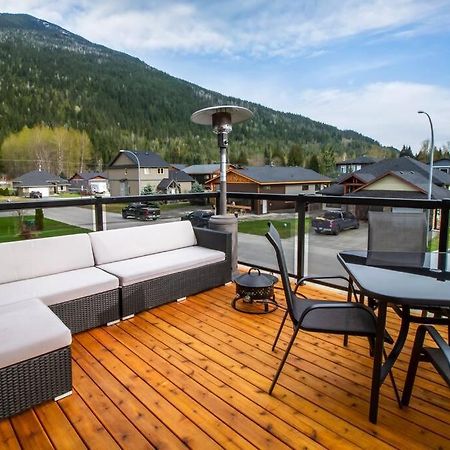 The Best 2 Bedrooms Suite In Revelstoke! Экстерьер фото